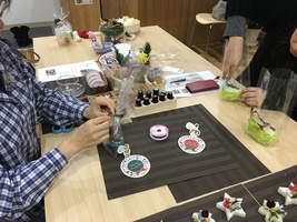 毎回、気分が上がる素敵なクリスマスのアロマワックスバー教室でした♪